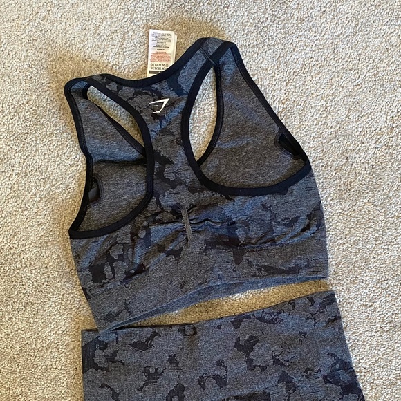 Gymshark adapt seamless black camo racer back sports bra small - Picture 4 of 7